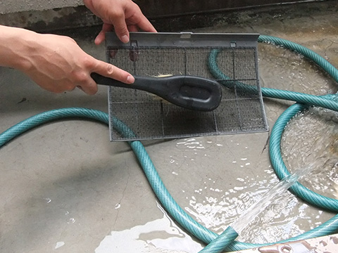 エアコンごみ取りフィルター清掃